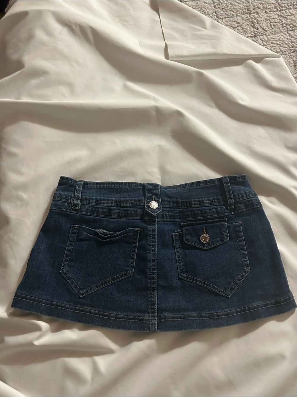 Jeans Subcategory Classification - Picture 3 of 6